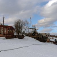 Позабыт-позаброшен старый паром :: Людмила Гулина