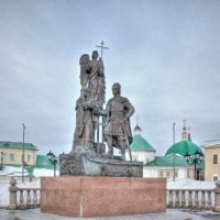 Памятник Петру и Февронии Муромским :: Andrey Lomakin
