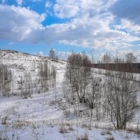 Под небом марта... :: Владимир Жданов