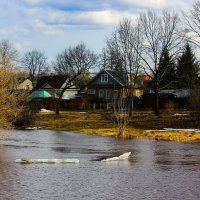 Весенний день на реке :: Сергей Кочнев