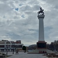 Памятник Георгию Победоносцу :: Tarka 