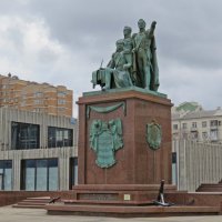 Памятник отцам-основателям города Новороссийска :: ИРЭН@ .
