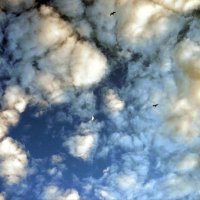 Апрельские облака... :: Владимир Павлов