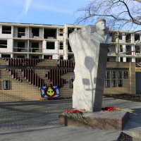 Памятник посвящённый петергофскому десанту :: Ольга 