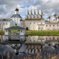 Тихвинский Богородичный Успенский монастырь :: skijumper Иванов