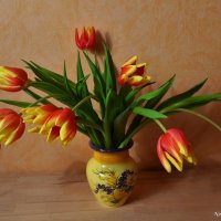 Тюльпаны :: Nina Yudicheva