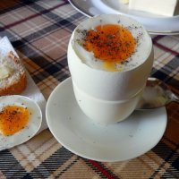 Яйцо в смятку на завтрак с чёрной солью :: ТаБу 