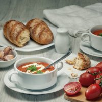 Томатный крем суп с чесноком :: Алексей Кошелев