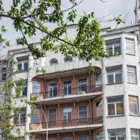 крылатые балконы (дом Коробковой) :: Сергей Лындин