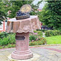 Памятник Балтийским шпротам. :: Валерия Комова
