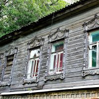 Окна старого дома. :: Василий 