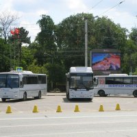 Пригородный автобусный узел у железнодорожного вокзала :: Александр Рыжов