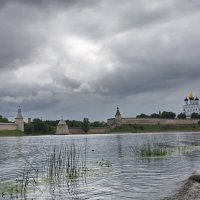 непогода в о Пскове :: Валентина Папилова