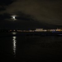 Лунная ночь над Невой :: Ольга 