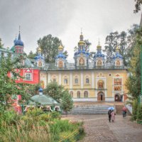 Псково-Печерский монастырь :: Andrey Lomakin