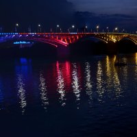 у моста :: Константин Трапезников