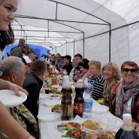 Жители села и гости отмечают юбилей села. :: Александр 