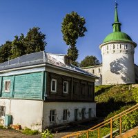 Провинциальное... :: Сергей Дабаев