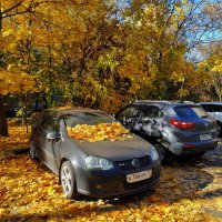 В городе октябрь :: Андрей Лукьянов