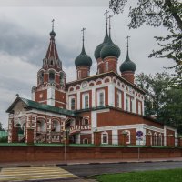 Гарнизонная церковь Архангела Михаила :: Сергей Лындин