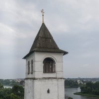 Колокольня Введенской церкви :: Сергей Лындин