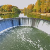 Плотина с водопадом около Ярополецкой ГЭС :: Евгений Седов