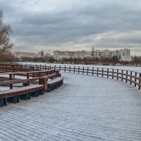 Осень поздняя несёт первый снег и первый лёд :: Валерий Иванович