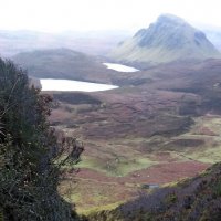 Горы и скалы Куиранг шотландского острова Скай :: SergAL 