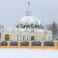 ГРОТ ПОД СНЕГОМ :: Валентина 