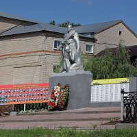 Памятник Героям-односельчанам. Чернава. Саратовская область :: MILAV V