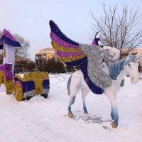 Предо мной лежит дорога, я в стране чудес живу. Встречу я Единорога не во сне, а наяву! :: Люба 