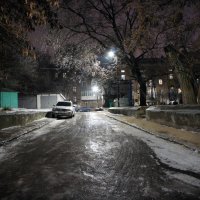 Зимняя ночь во дворе... :: Сергей Порфирьев