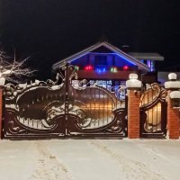 Вечер в городе :: Сергей Кочнев