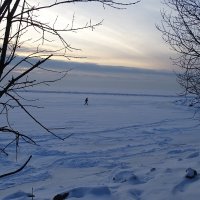 Спортивная ходьба по льду финского залива :: Anna-Sabina Anna-Sabina