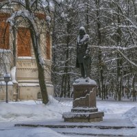 Памятник Мальцову :: Сергей Цветков