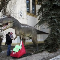 Подарки от динозавра :: Тамара Бедай 