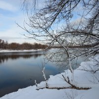 На зимней реке :: Андрей Снегерёв