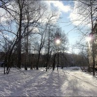 А у нас во дворе.. :: Александр Шимохин