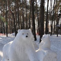 Скульптуры снежные о нежном :: Татьяна Машошина