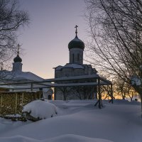 Вечер у храма :: Сергей Цветков