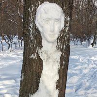 Арт - объект  из снега :: Ольга Довженко