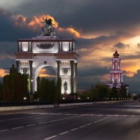 Триумфальная арка мемориального комплекса "Курская дуга" :: Артём Мирный / Artyom Mirniy