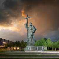 Памятник Владимиру Великому :: Артём Мирный / Artyom Mirniy