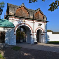 Спасские ворота в музее-усадьбе Коломенское :: Константин Анисимов