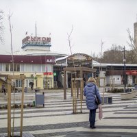 Площадь  Куйбышева после  ремонта :: Валентин Семчишин