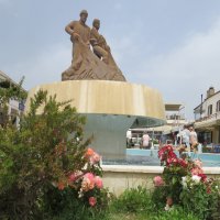 фонтан-памятник рыболовам в Кушадасах :: ИРЭН@ .