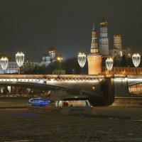 У Большого Москворецкого моста. :: Евгений Седов