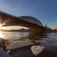 Новоандреевский мост... :: Сергей Кичигин