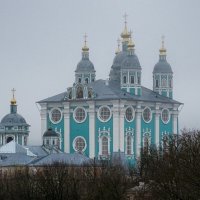 Величественный храм туманным апрельским утром. :: Милешкин Владимир Алексеевич 