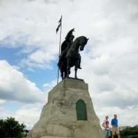 Памятник основателю города :: Raduzka (Надежда Веркина)